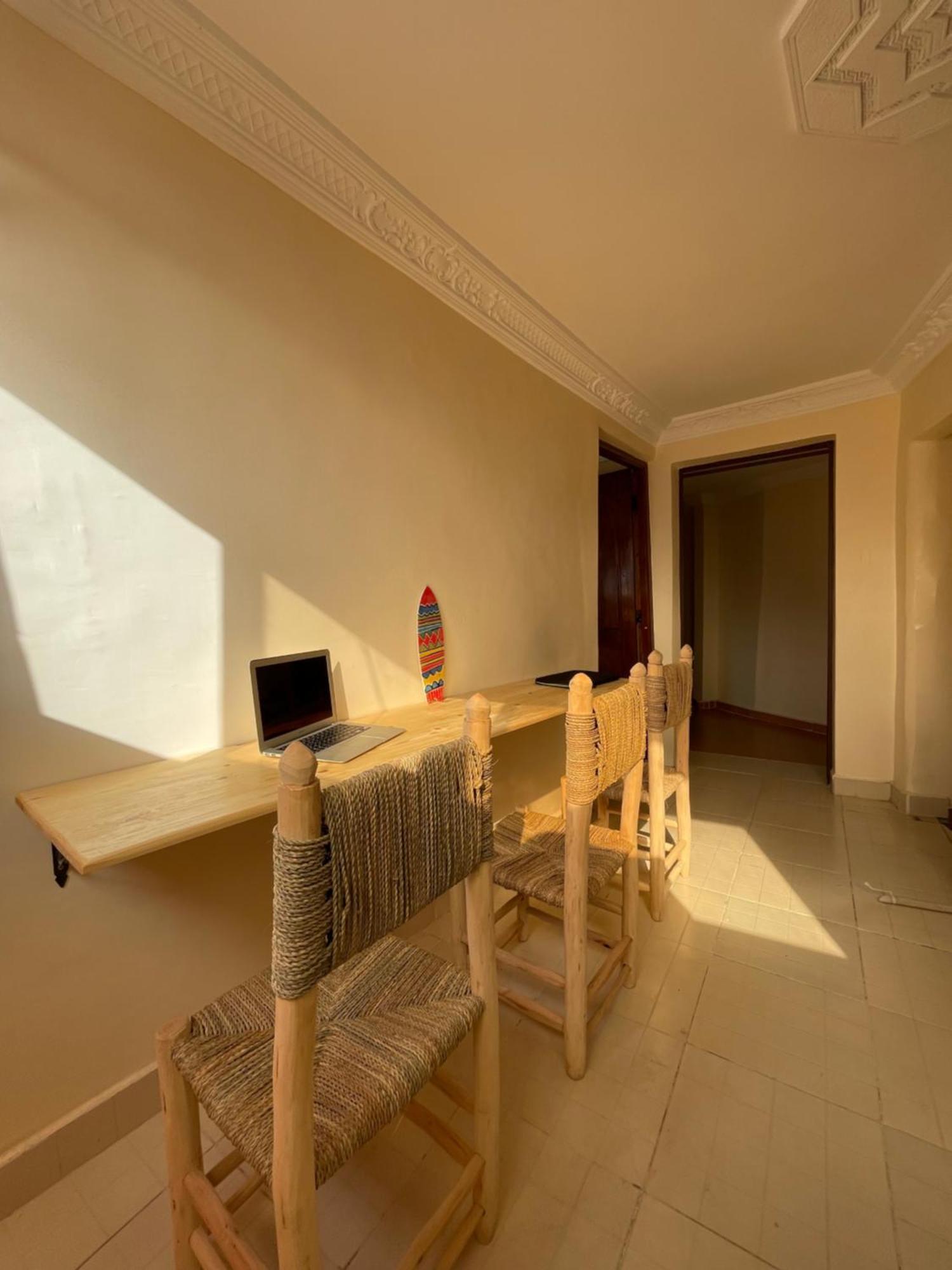 Yasurf Guesthouse Taghazout Dış mekan fotoğraf