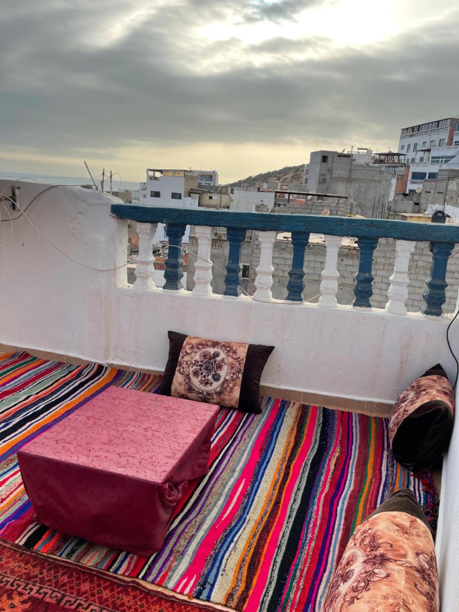 Yasurf Guesthouse Taghazout Dış mekan fotoğraf