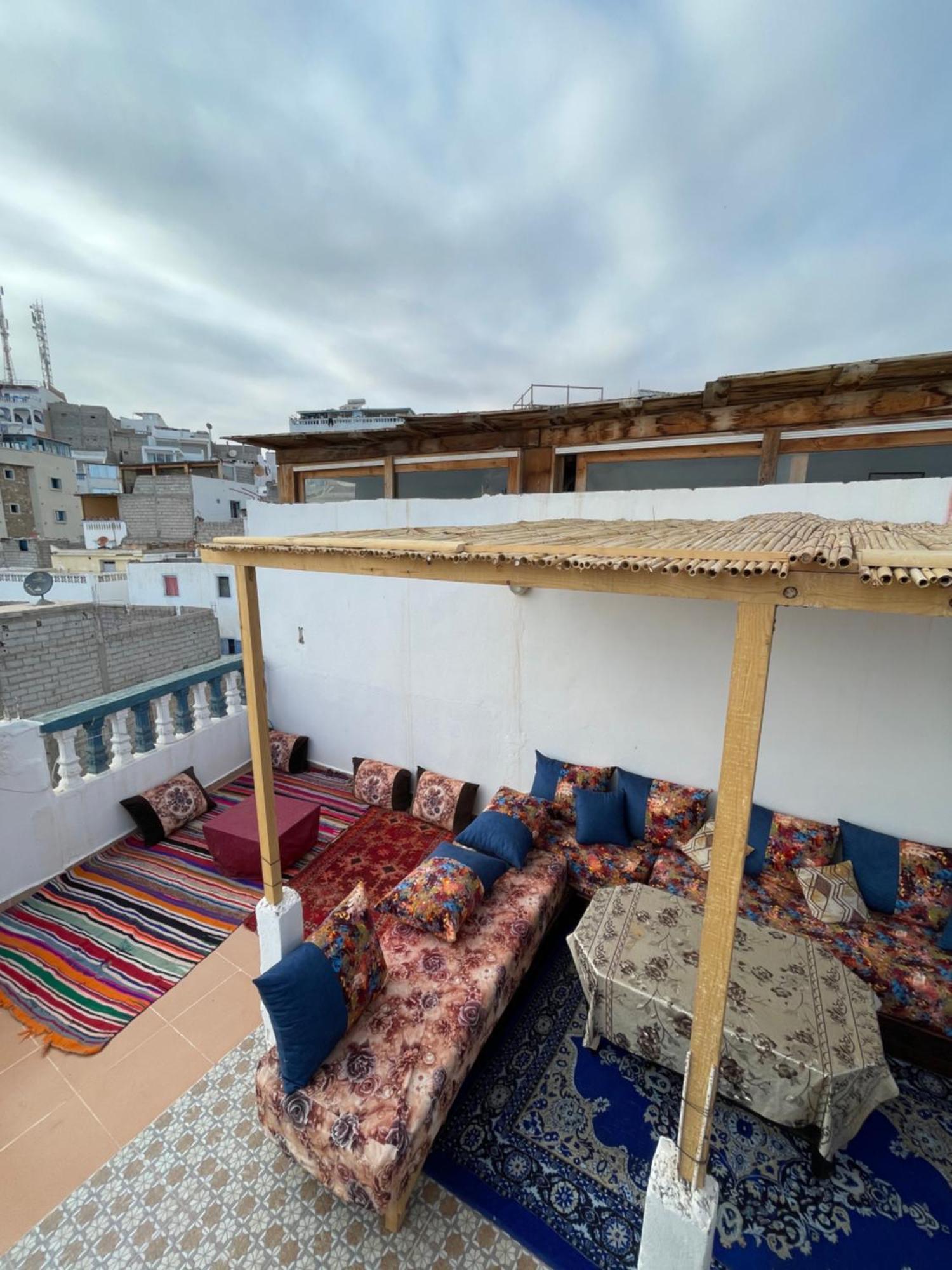 Yasurf Guesthouse Taghazout Dış mekan fotoğraf